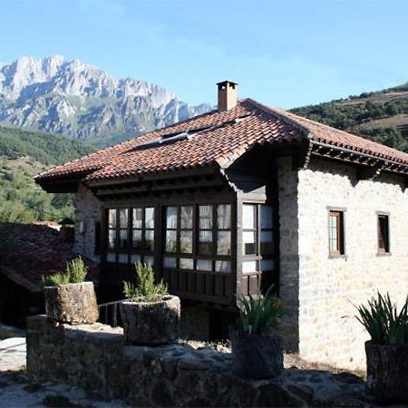 Albergue Turistico Valdebaro Camaleno Bagian luar foto