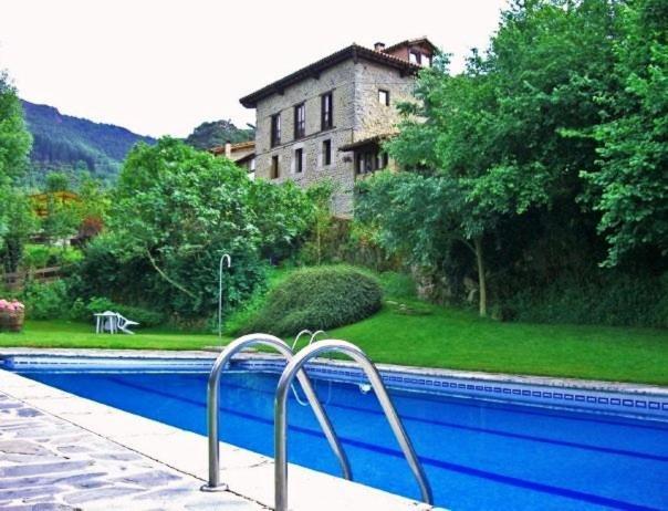 Albergue Turistico Valdebaro Camaleno Bagian luar foto